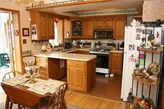 1036 Harriet Ave photo 1