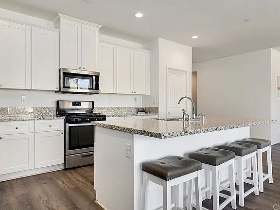 2nd image of 914 Haviture Way