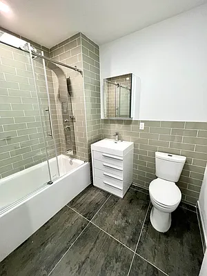 Rented by Elmekies Equities | media 7