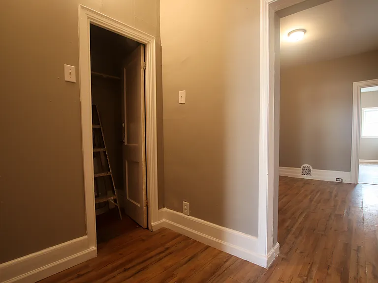 59 N 61st St #1 — Photo 7
