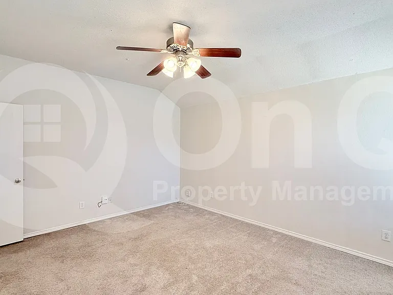 8001 Mourning Dove Dr — Photo 21