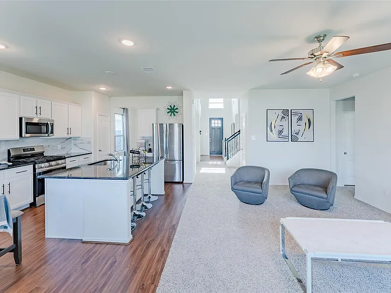 8327 Threadfin Way — Photo 15