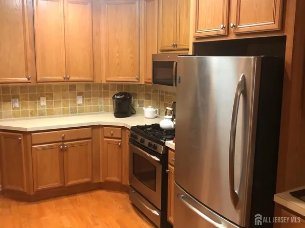 1210 Cedar Village Blvd, East Brunswick, NJ 08816