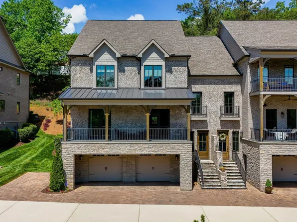 8935 Linksvue Dr, Knoxville, TN 37922