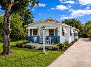 9520 Riverview Dr, Micco, FL 32976