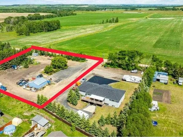 32 County Ln, Clive, AB T0C 0Y0