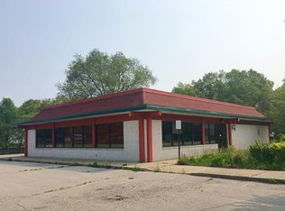 1362 Whitehall Rd, Muskegon, MI 49445