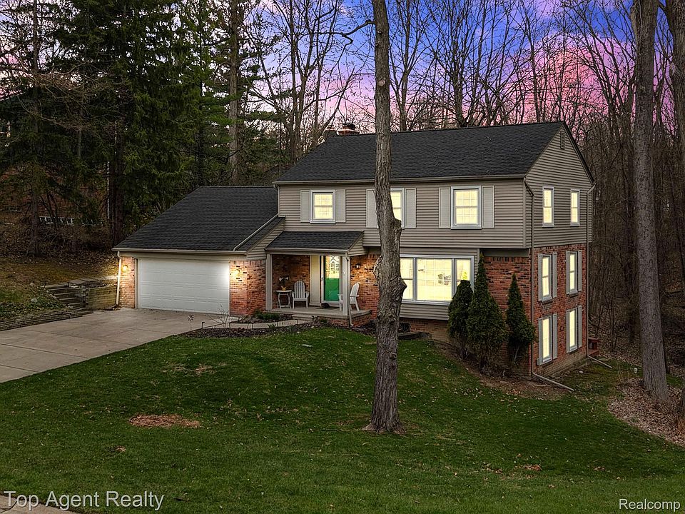 1st image of 30347 Georgetown Dr