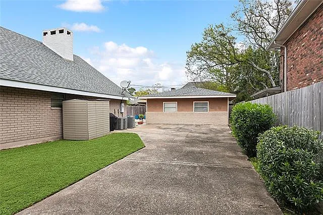 4605 N Turnbull Dr — Photo 21
