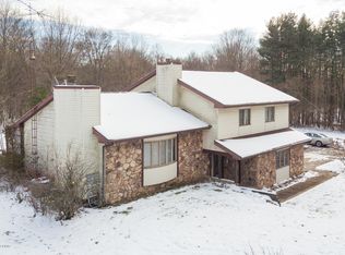 3594 N Royston Rd, Potterville, MI 48876