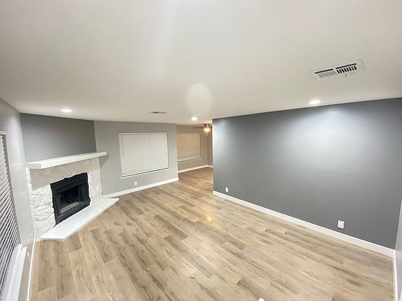 3rd image of 2139 Pine Breeze Ln
