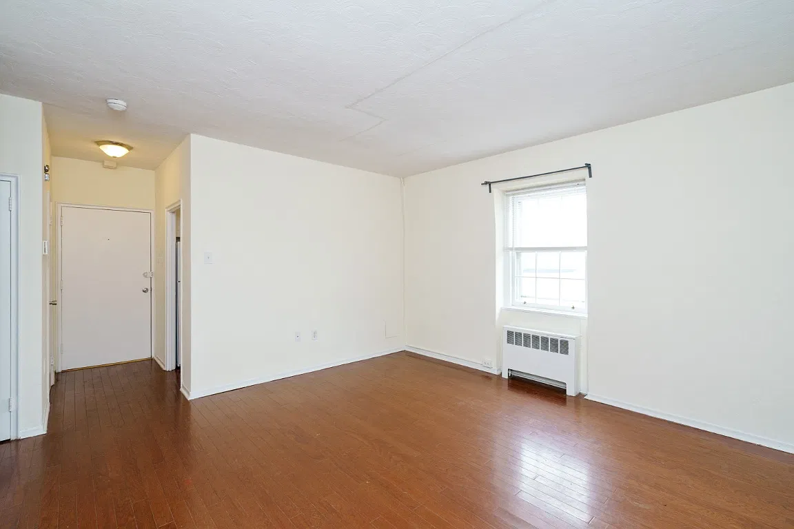 2 bed, 800 sqft, $1,499 — Photo 4