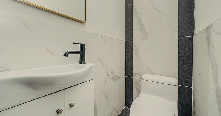 Rented by Loom Group | media 11