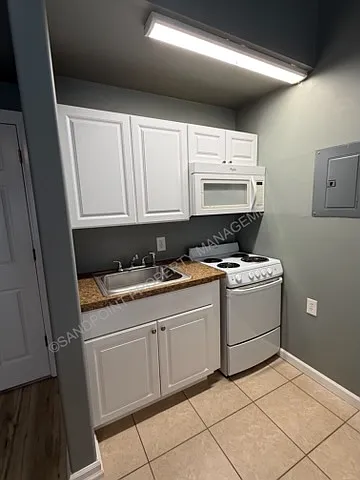 6654 Stephens St #12 — Photo 9