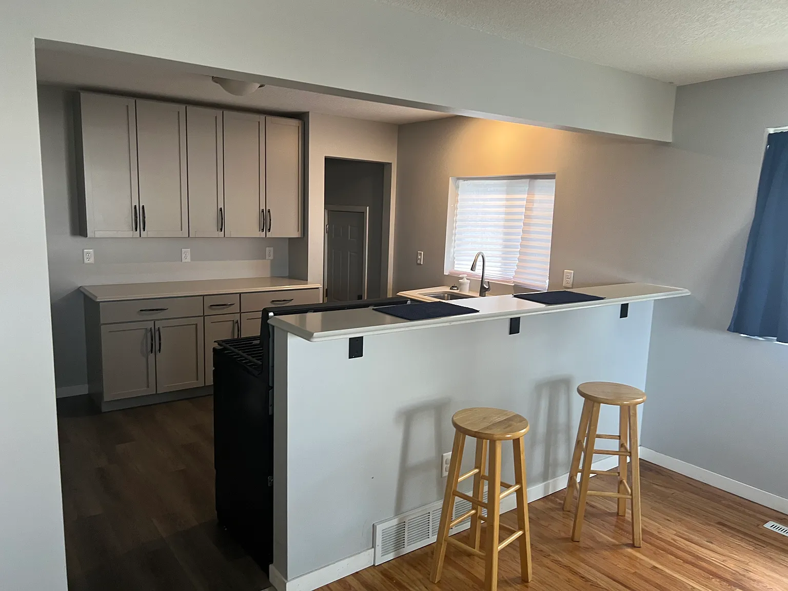 3 bed, 1500 sqft, $850 — Photo 1