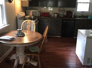 249 Hickory Rd E, Chesapeake, VA 23322