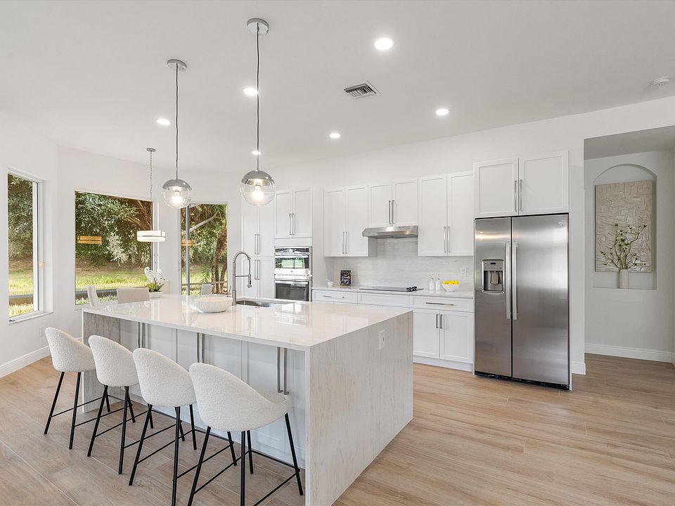 1st image of 7585 Las Cruces Court