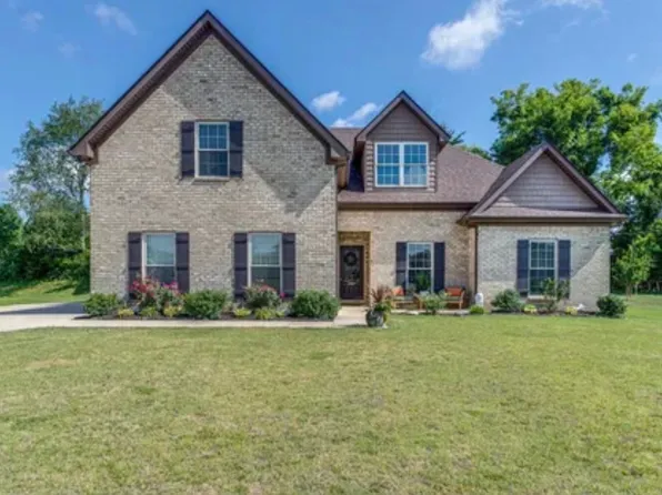 2208 Audubon Ln, Murfreesboro, TN 37128