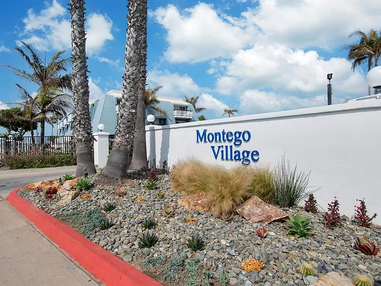 5 Montego Ct — Photo 33