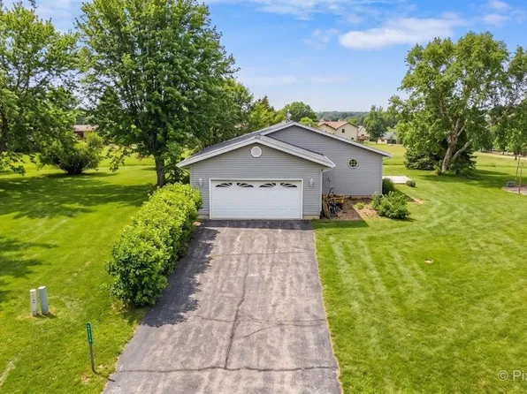4-176 Misty Ct, Lanark, IL 61046