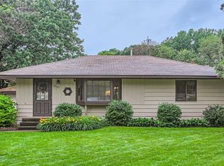 6907 Oliver Ave N, Brooklyn Center, MN 55430