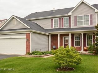 583 S Wynbrooke Rd, Romeoville, IL 60446