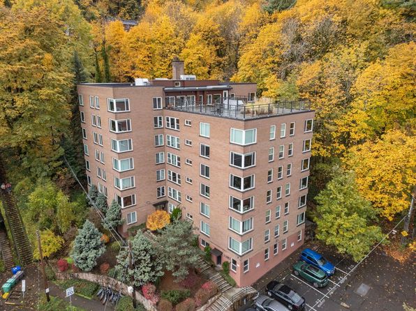 1205 SW Cardinell Dr Unit 102
