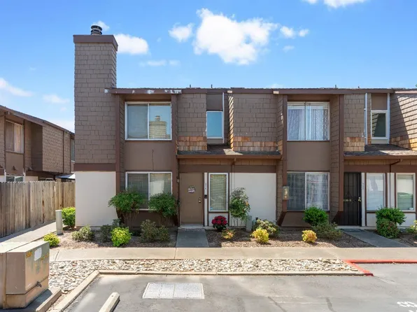 3536 Larchmont Square Ln, Sacramento, CA 95821
