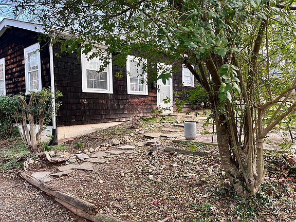 Lighted Stepping Stone pathway from parking lot to cottage entry.