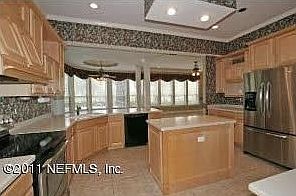 4th image of 12541 Medinah Ct