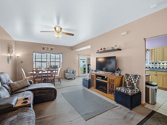 5th image of 6158 W 60th St