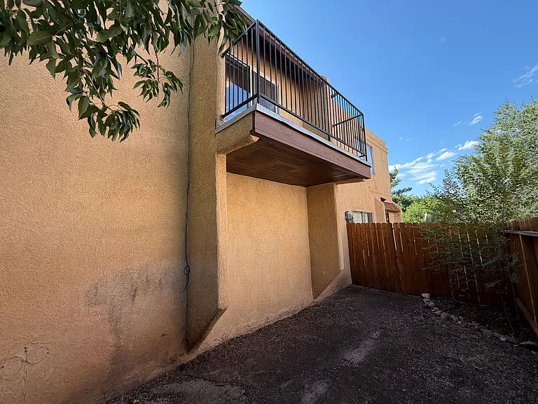 8444 Spain Rd NE — Photo 30