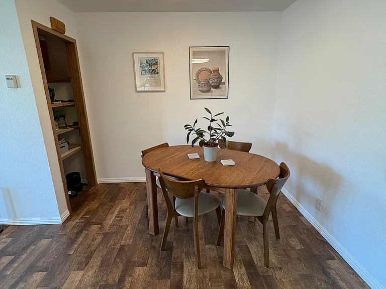 852 Crosby St #C — Photo 7
