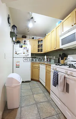 Rented by City Wide Apartments | media 6