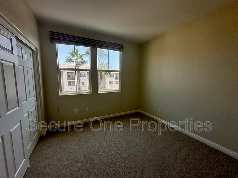 208 Riverdale Ct #715 — Photo 22