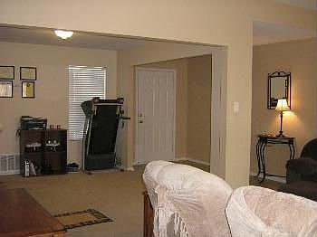 3rd image of 1905 Liberty Hill Dr