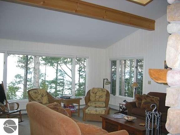 5th image of 5619 N Leland Woods Dr