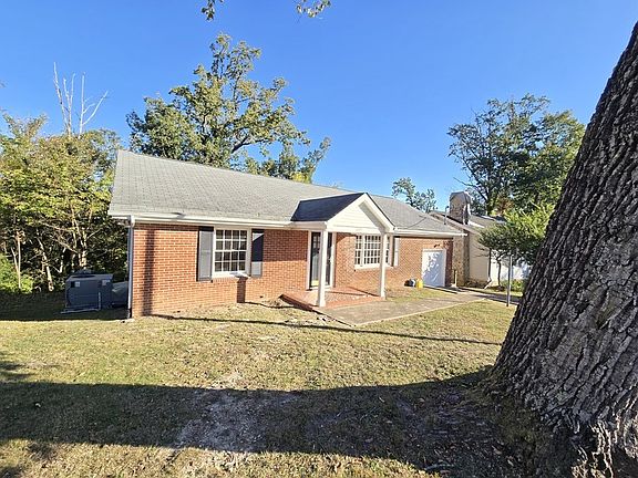 2nd image of 3409 Alta Vista Dr