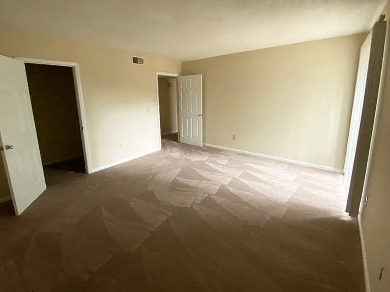 Richland Terrace — Photo 11