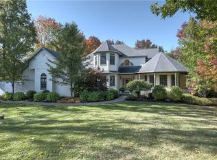 2317 E Lake Rd, Skaneateles, NY 13152