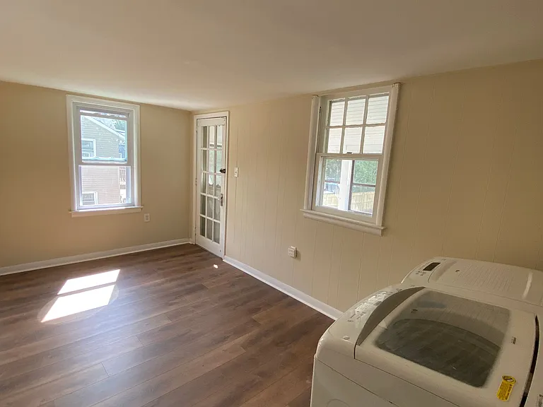 Another angle of the spare room