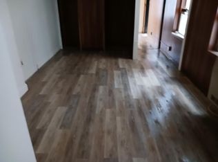 30 4th St #2R, Troy, NY 12180