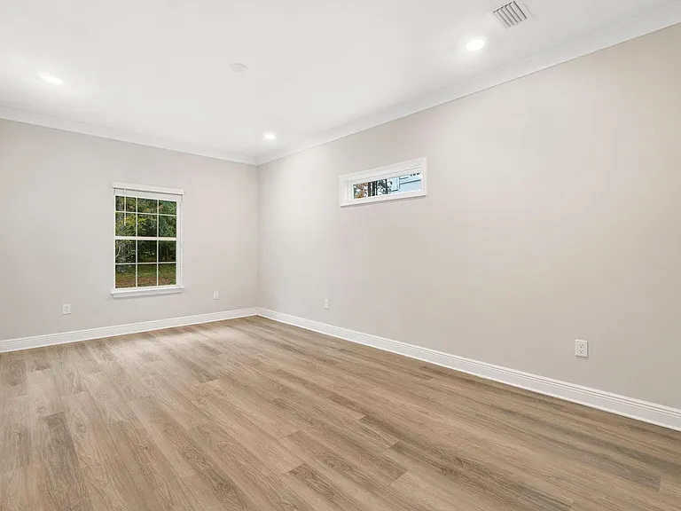 38 Kara Lake Dr — Photo 8