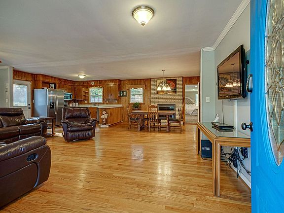 5th image of 1149 Peninsula Dr