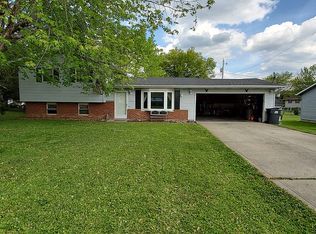 886 Terrace Dr, Heath, OH