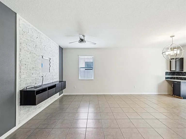 11525 Southern Creek Dr — Photo 13