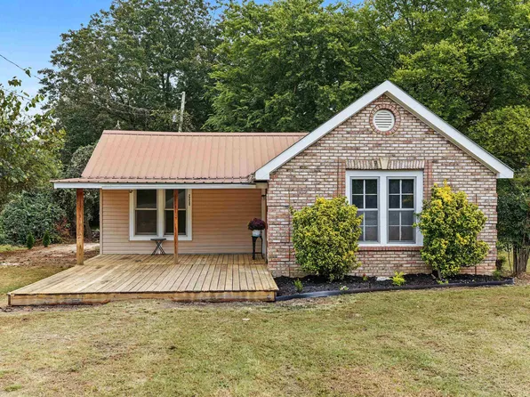 2250 High School St, Leighton, AL 35646