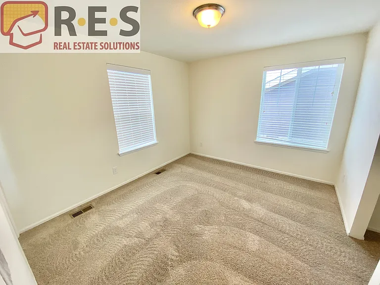 8811 Concolor Ln — Photo 14