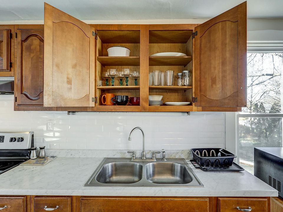6344 Lemon St East Petersburg PA Zillow