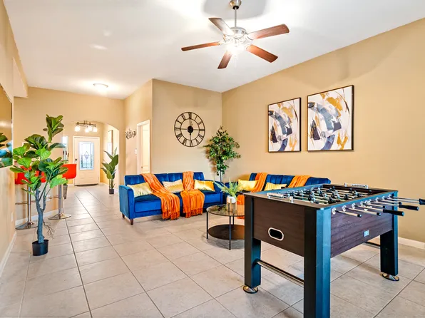 4212 Pont Du Gard Way, Crowley, TX 76036